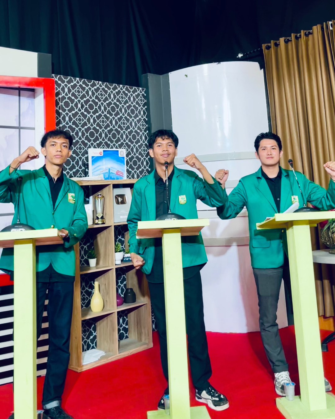 Mahasiswa Departemen Vokasi Berpartisipasi dalam Mimbar Mahasiswa Padang TV